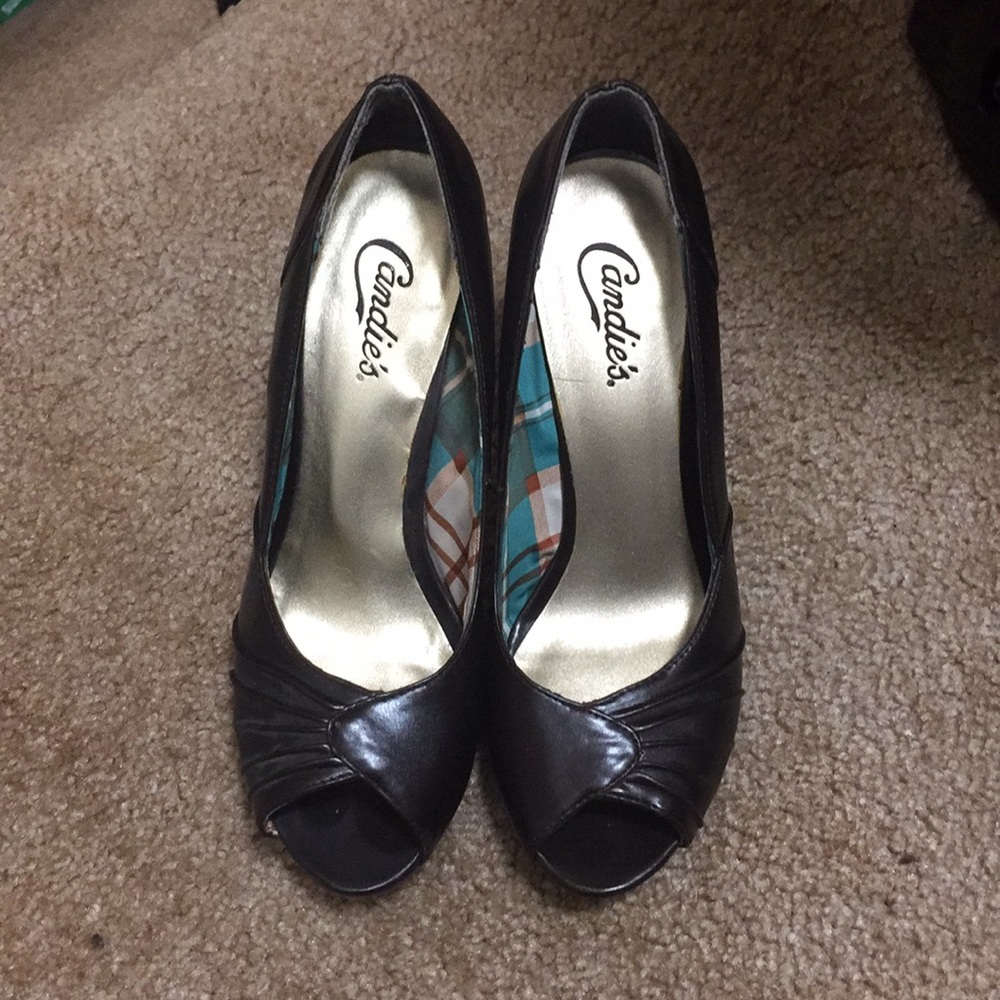 Heels with open toe